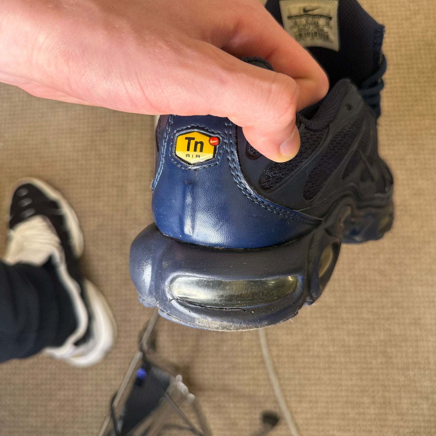 NIKE TN TRIPLE NAVY (10)