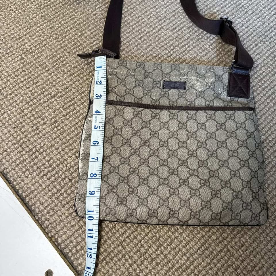 GUCCI MESSENGER BAG