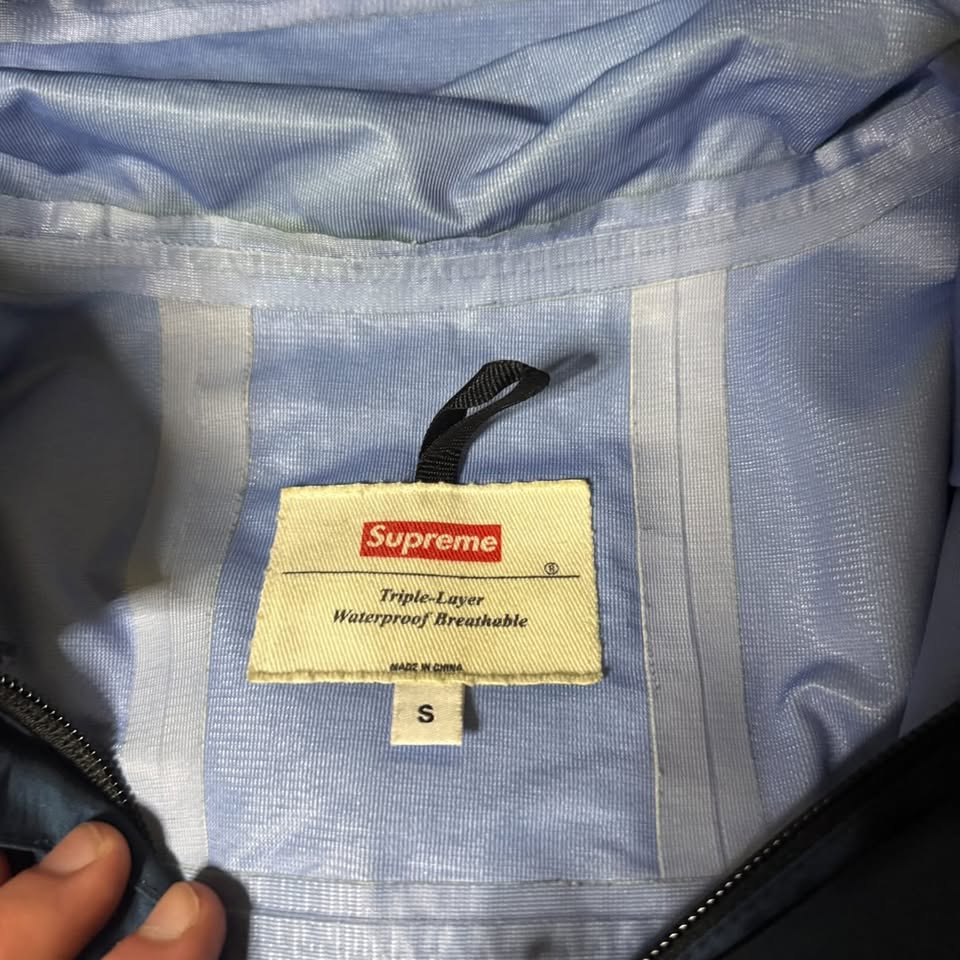 SUPREME NYLON JACKET (S)
