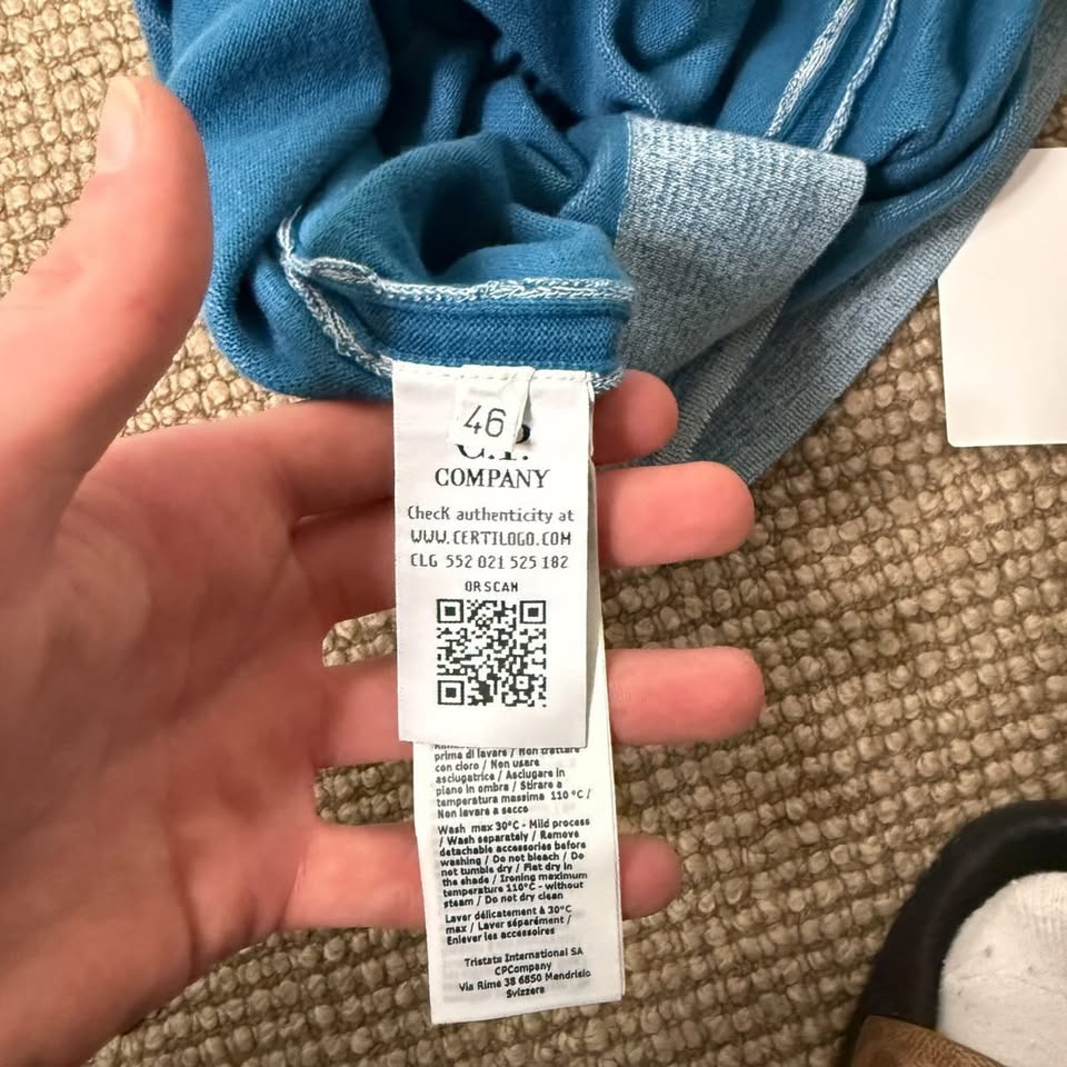 CP COMPANY CREWNECK (S)
