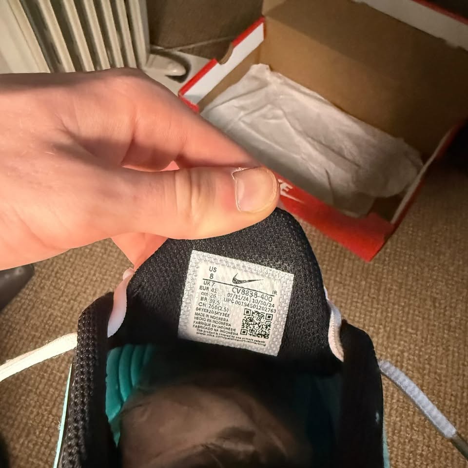 NIKE TN DARK TIFFANY (8)