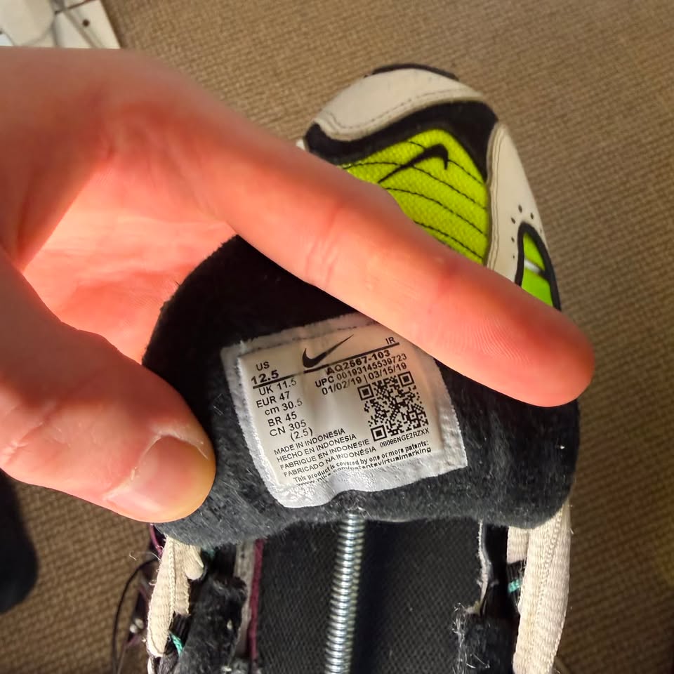 NIKE TAILWIND IV (12.5)