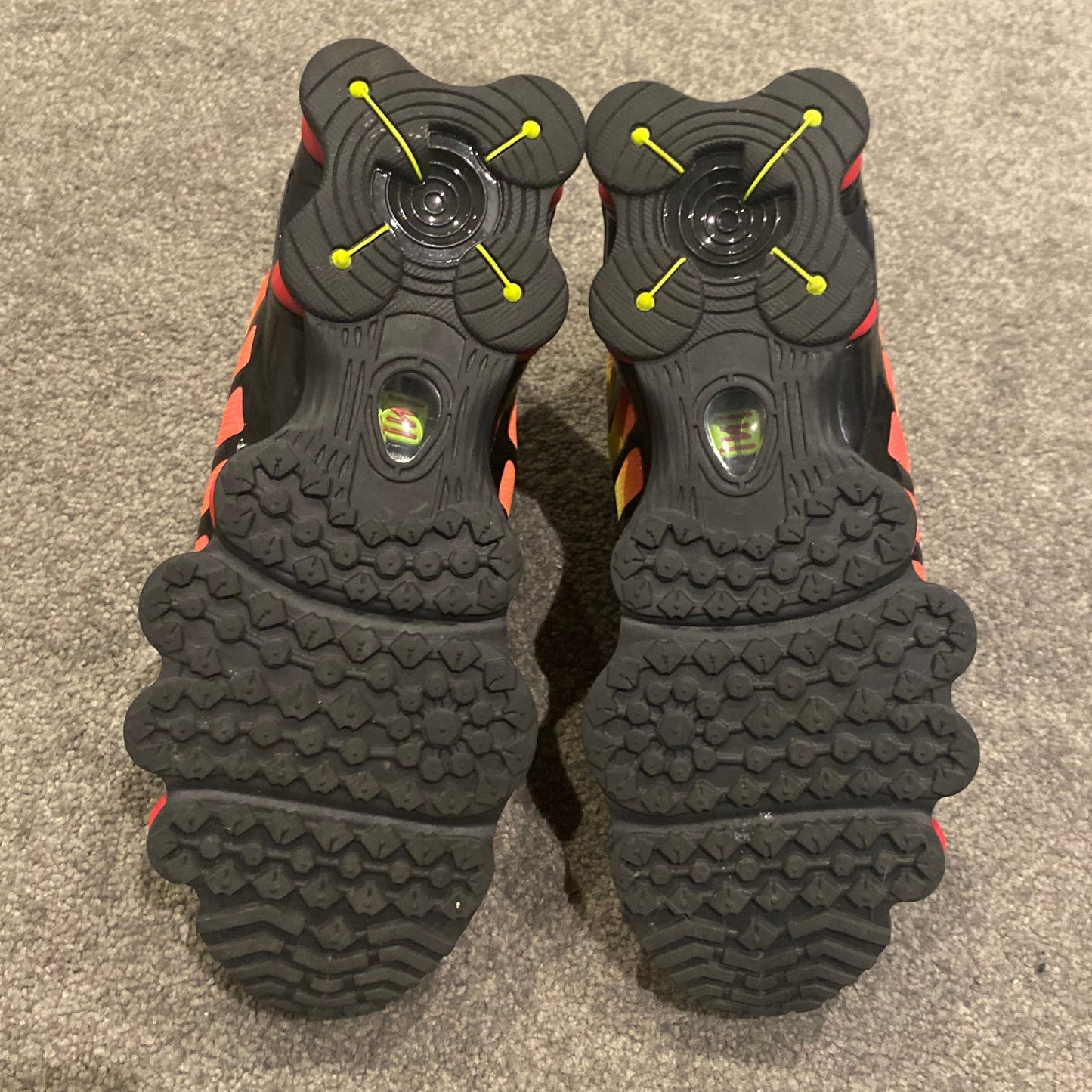 NIKE SHOX (11WMNS)