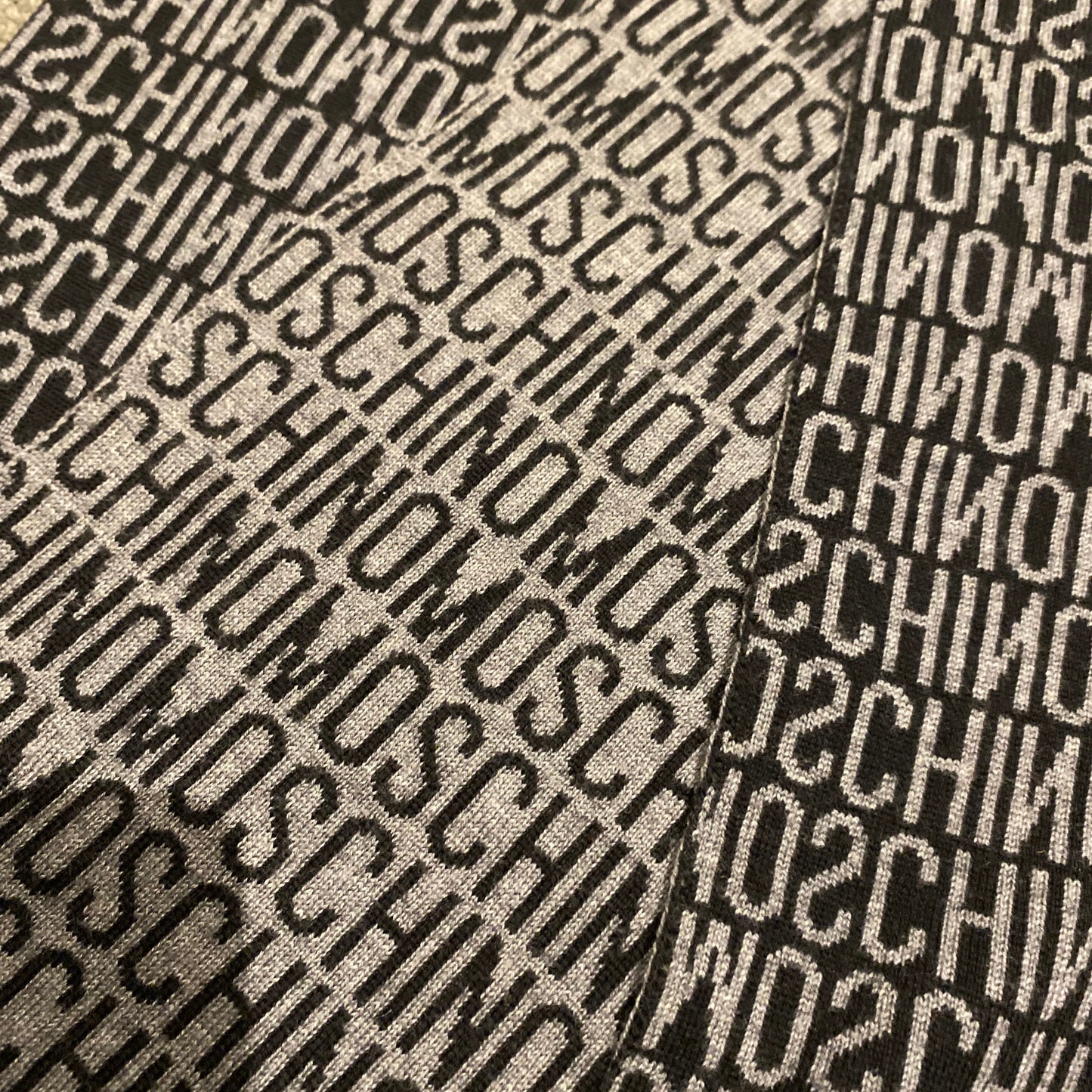 MOSCHINO SCARF (OS)