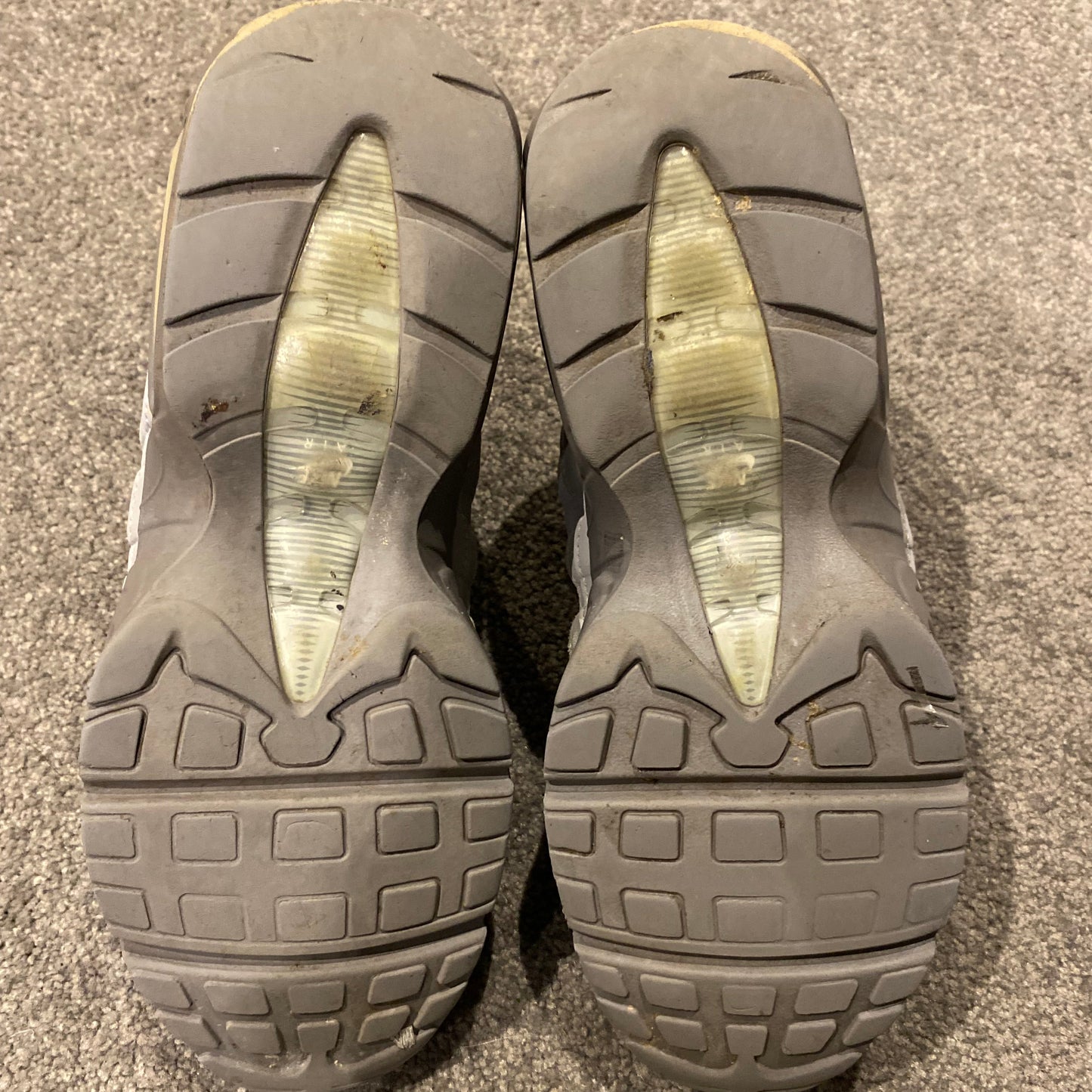 NIKE AIR MAX 95 WOLF GREY (9)