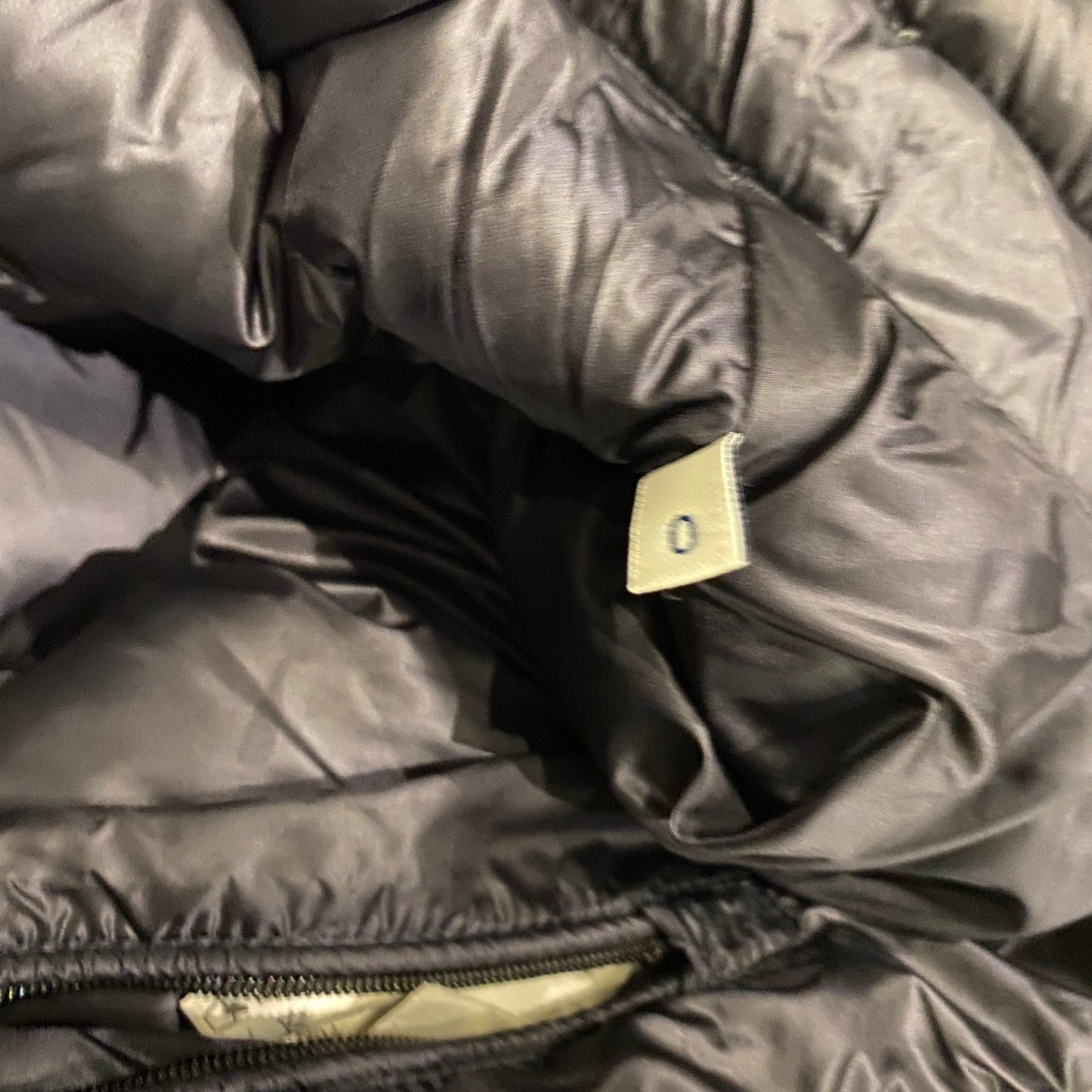 MONCLER JACKET (S)