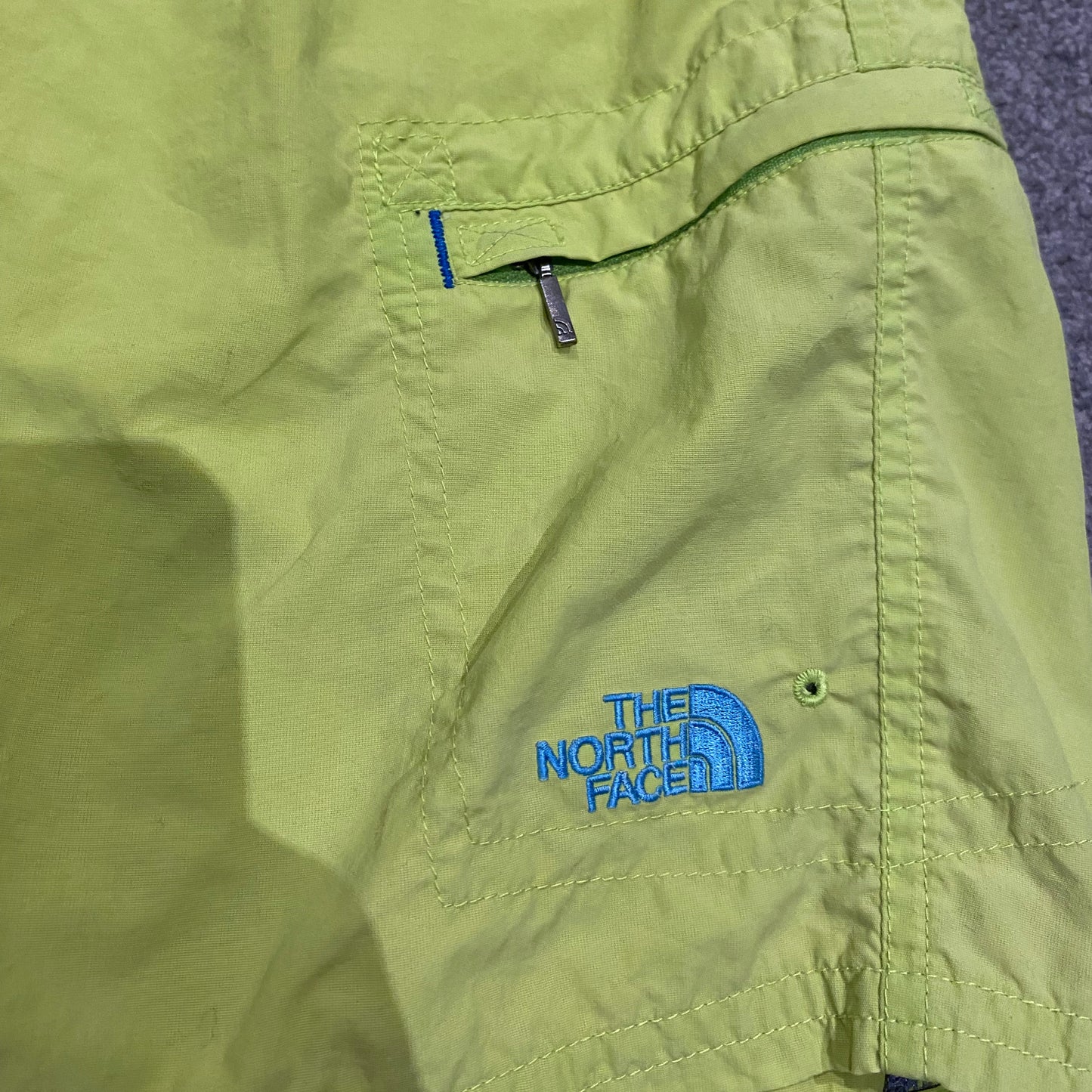 THE NORTH FACE SHORTS (M)