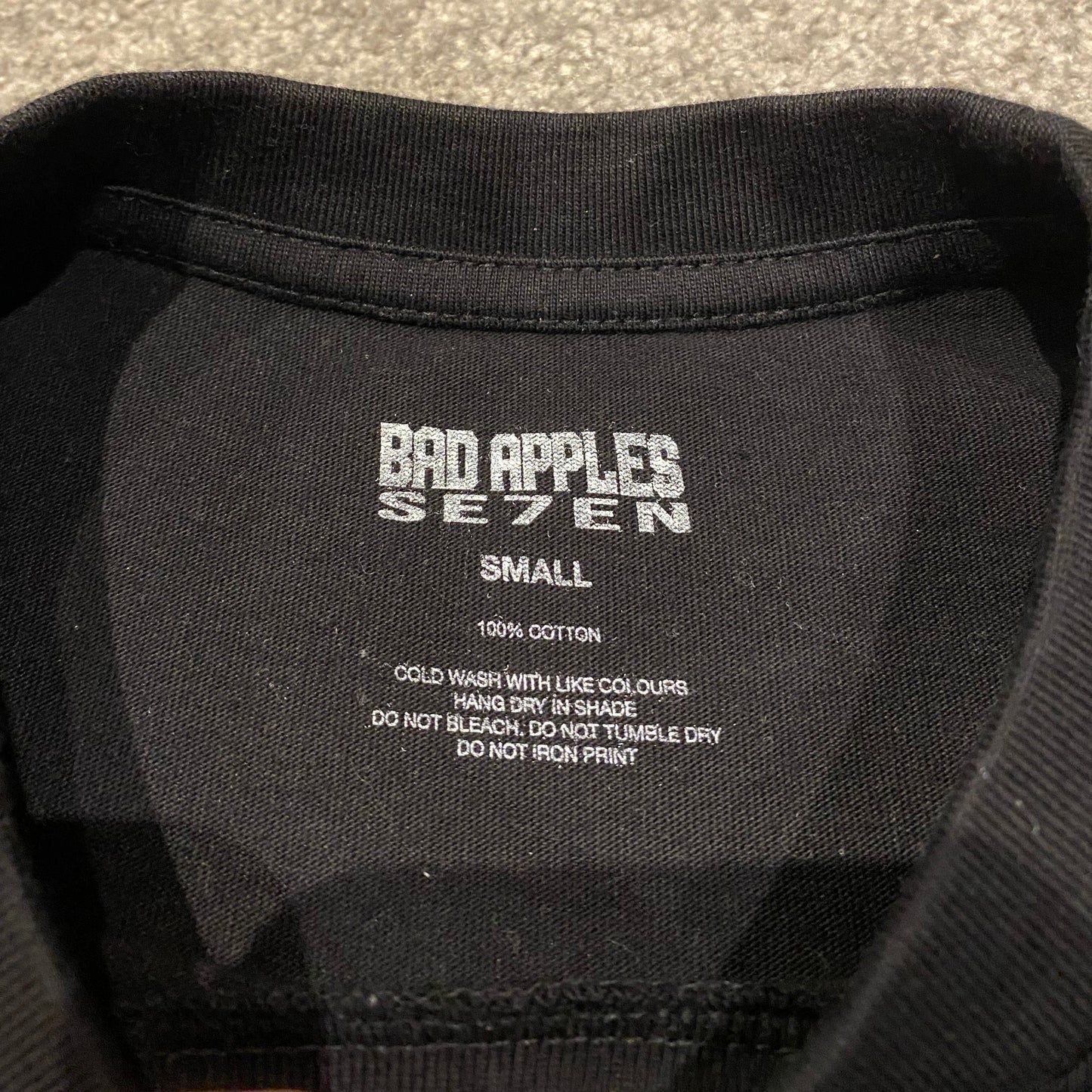 SE7EN X BAD APPLES SHIRT (S)