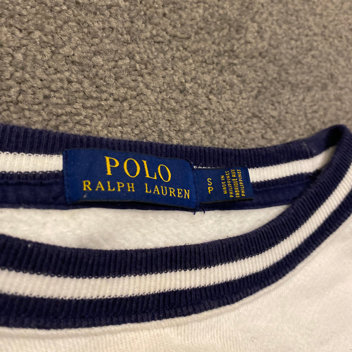 POLO CREWNECK (XS)