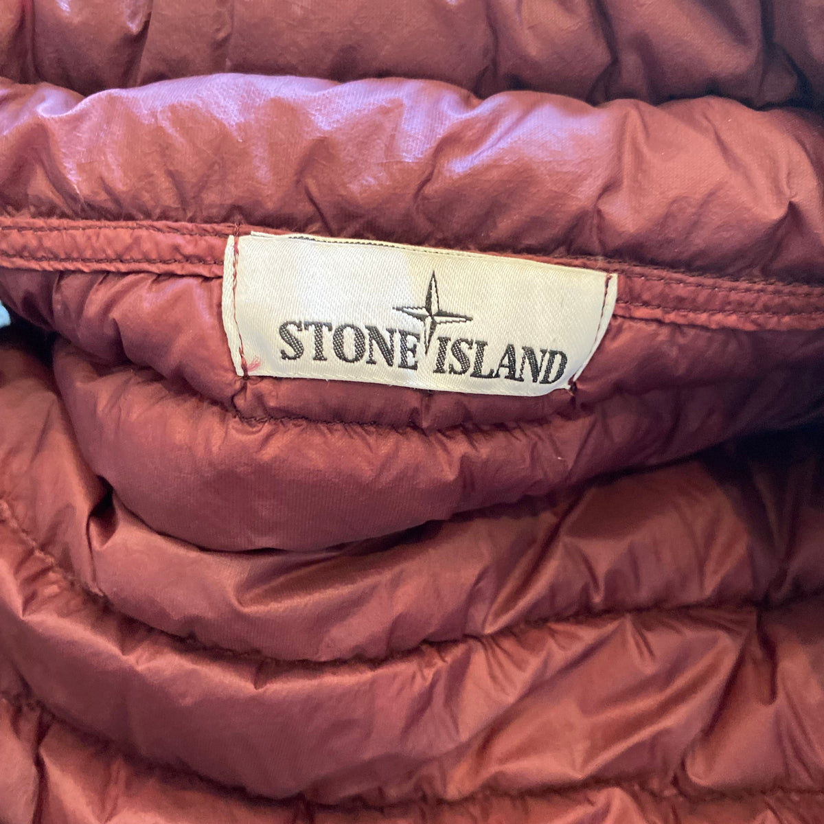 STONE ISLAND GILET (M)