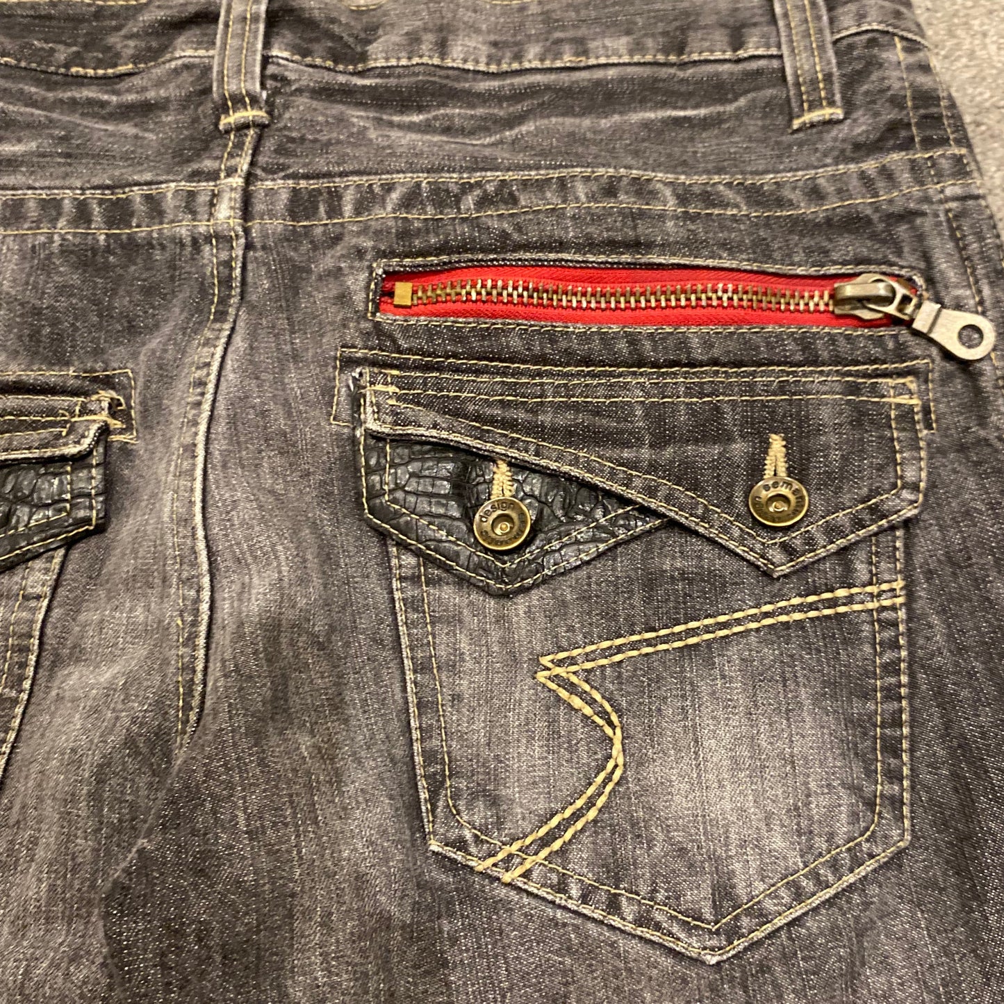 SEMANTIC DESIGN SHORTS (32)