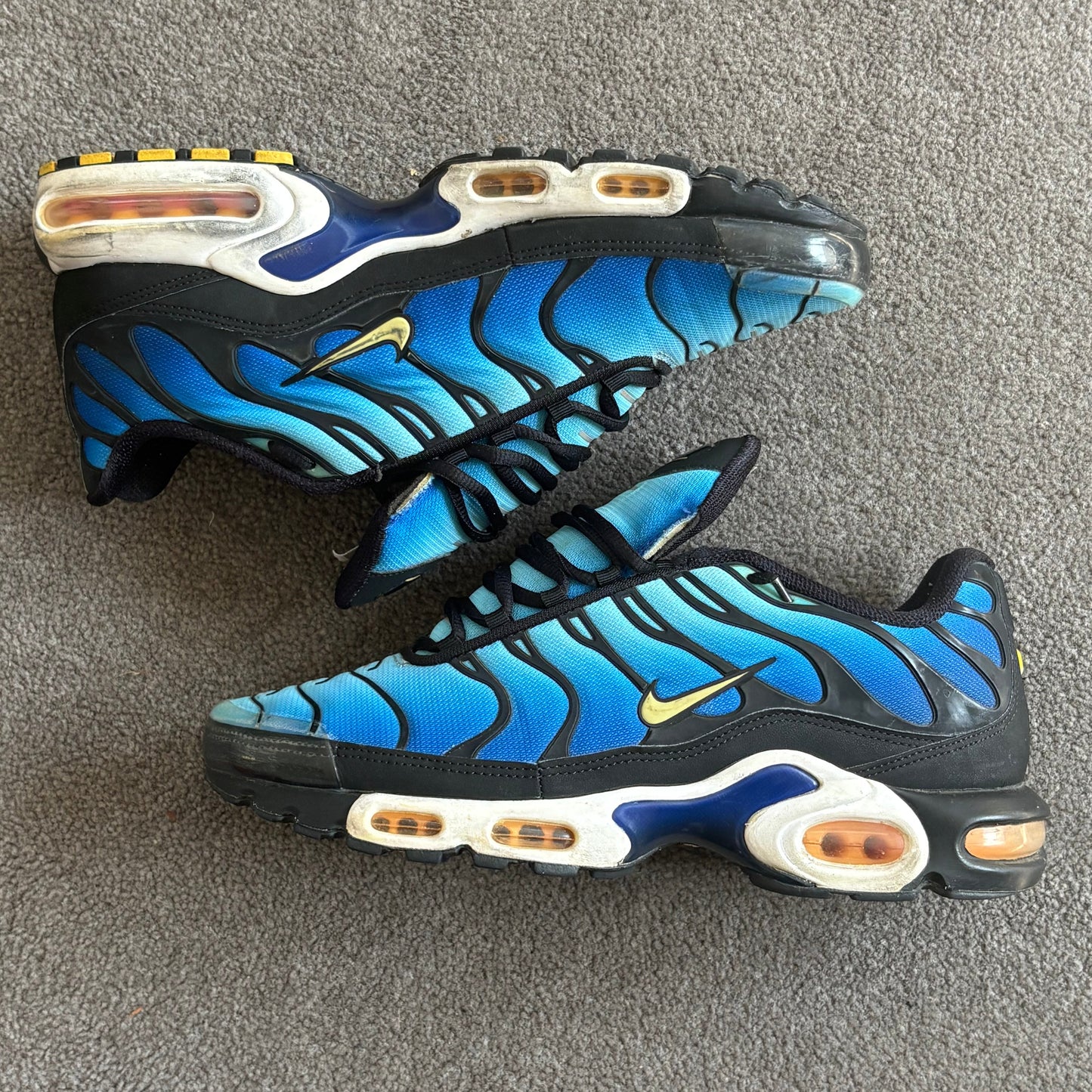 NIKE TN HYPERBLUE (11)