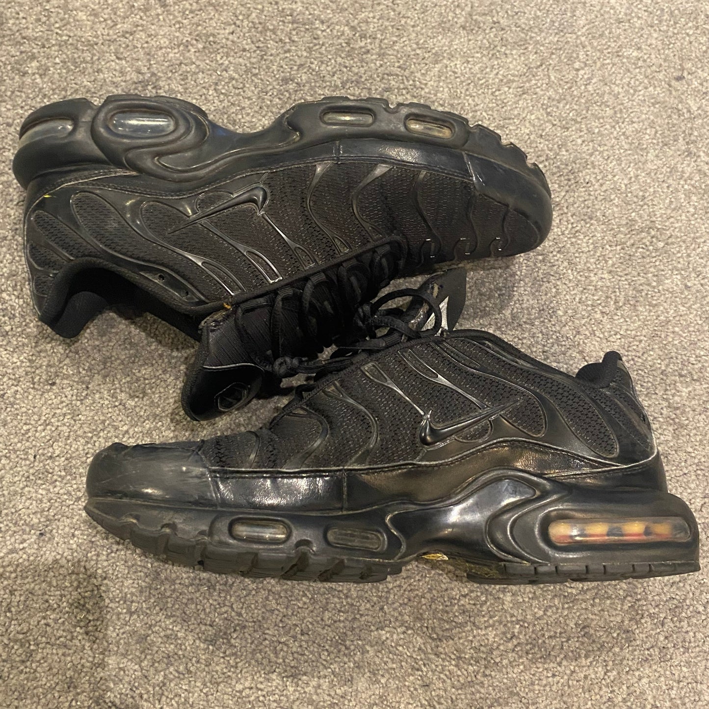 NIKE TN "TRIPLE BLACK" (12)
