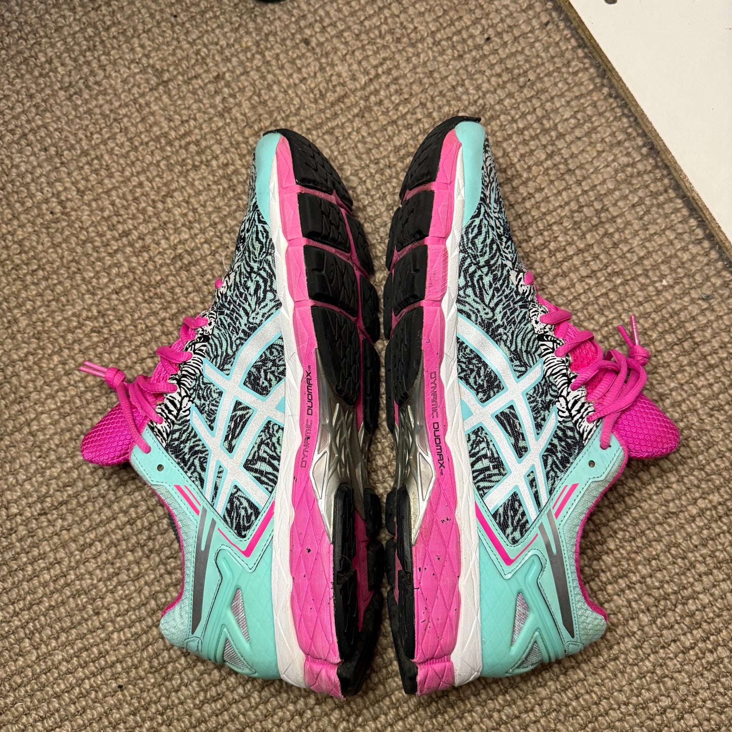 ASICS AQUA SPLASH LITE SHOW (10)