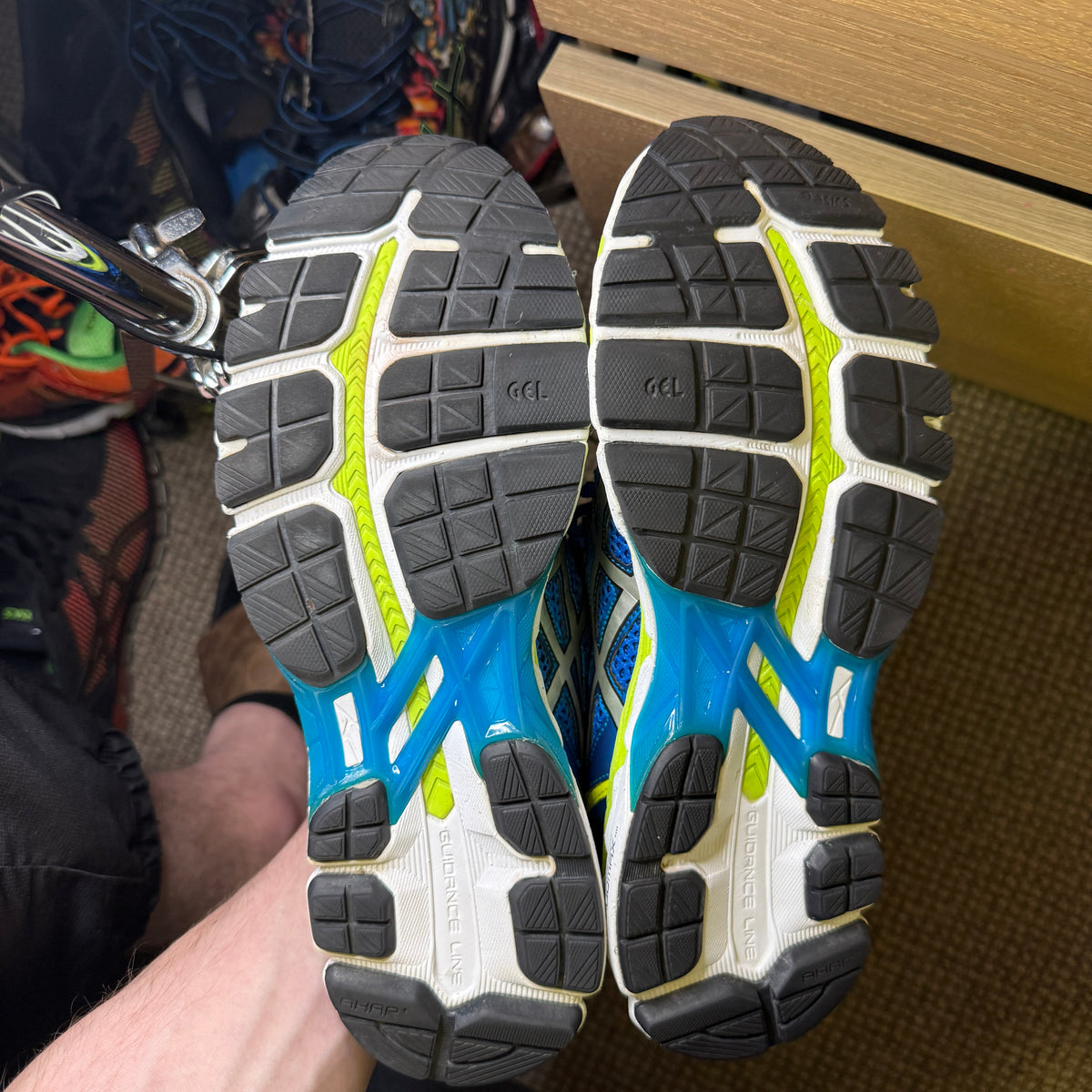 ASICS KAYANO 21 (8.5)