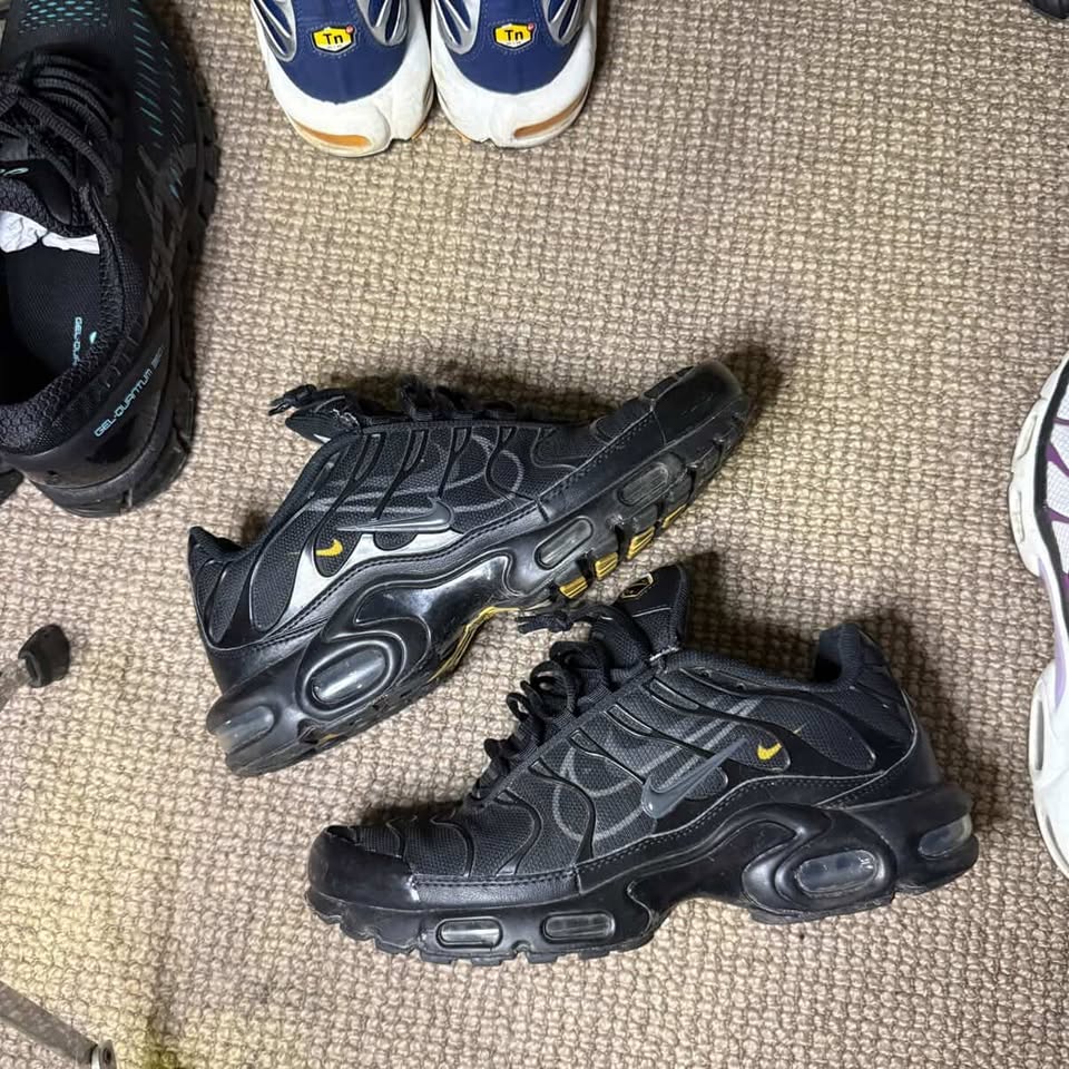 NIKE TN TRIPLE SWOOSH (10)