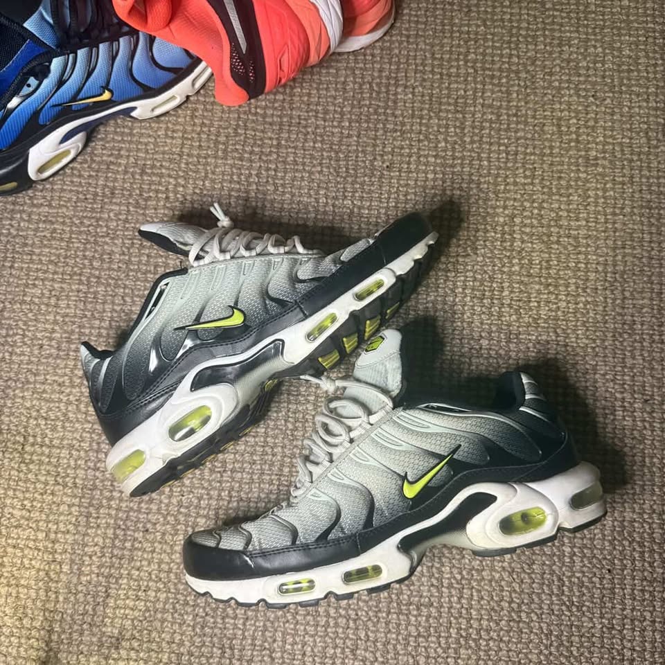 NIKE TN GREEN GREY (11)
