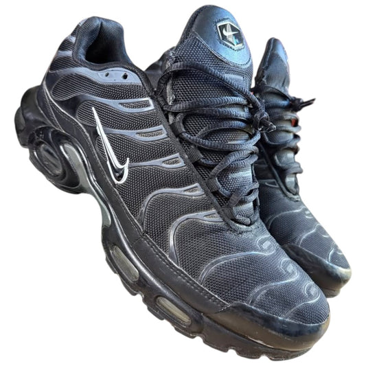 NIKE TN BLACK GREY (11.5)