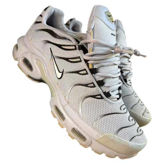 NIKE TN WOLF GREY (10.5)