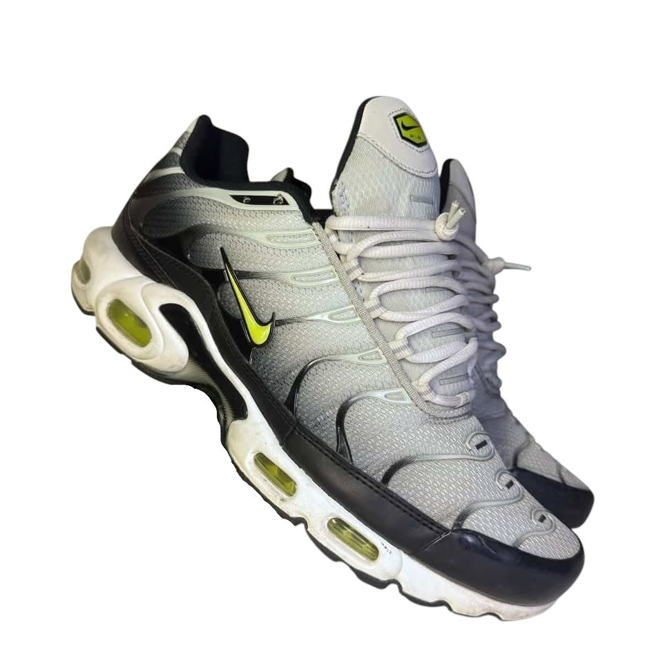 NIKE TN GREEN GREY (11)