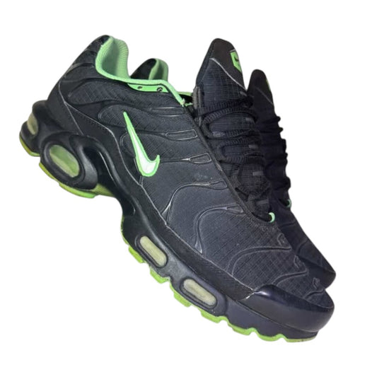 NIKE TN GREEN LANTURN (9.5)