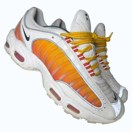 NIKE TAILWIND SUNBURN (WMNS11)