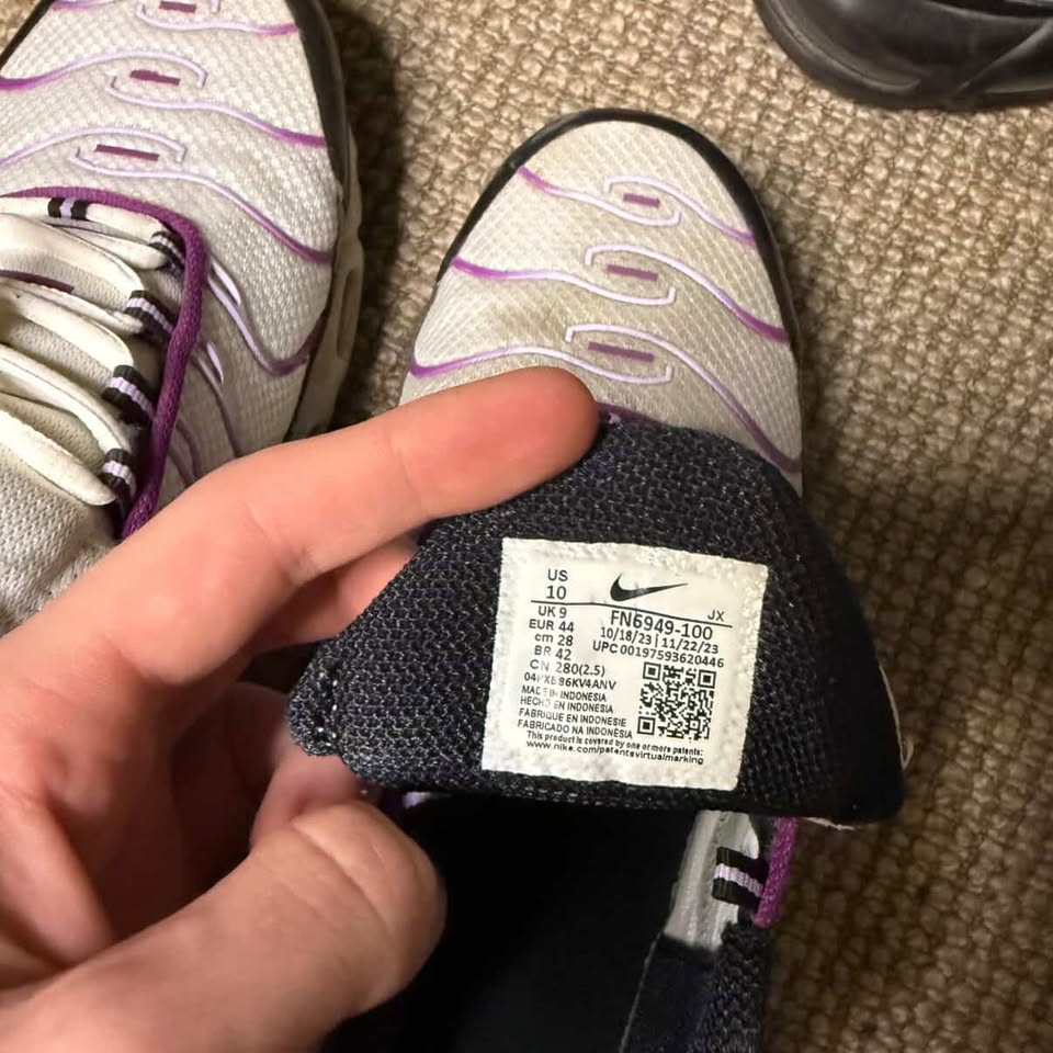 NIKE TN LILAC (10)