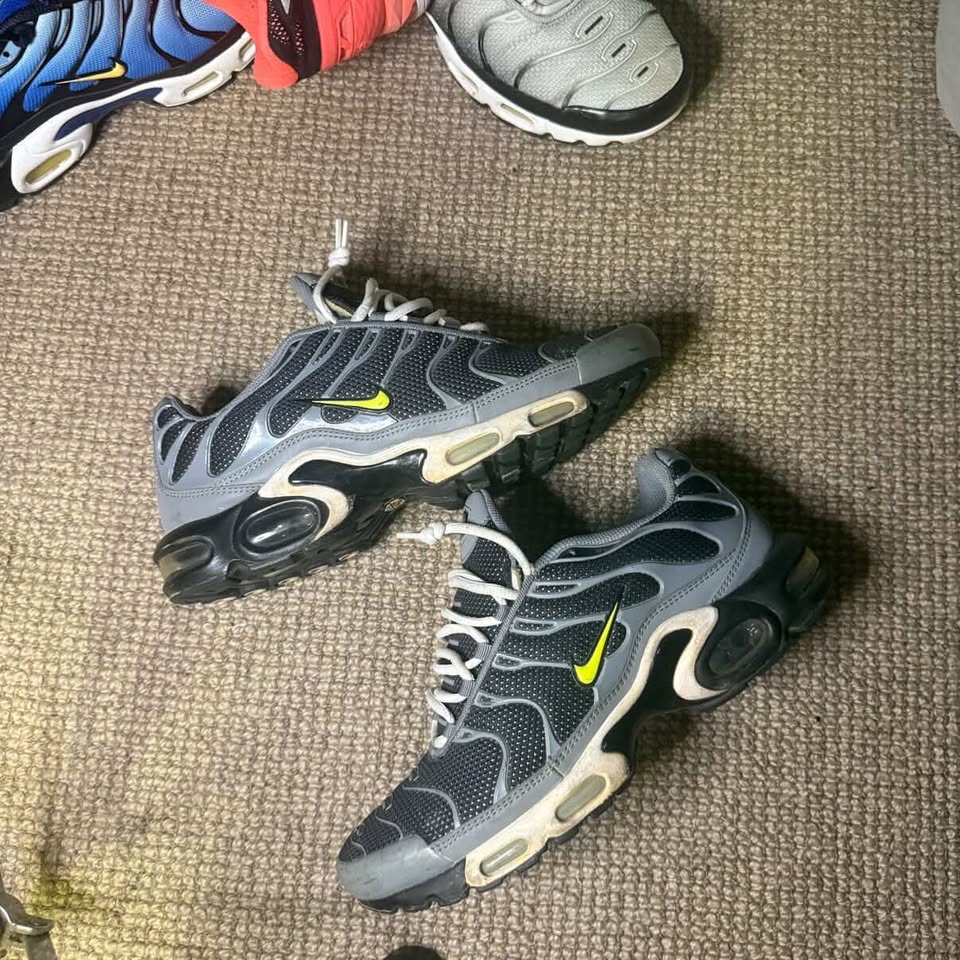 NIKE TN DARK VOLT (10)