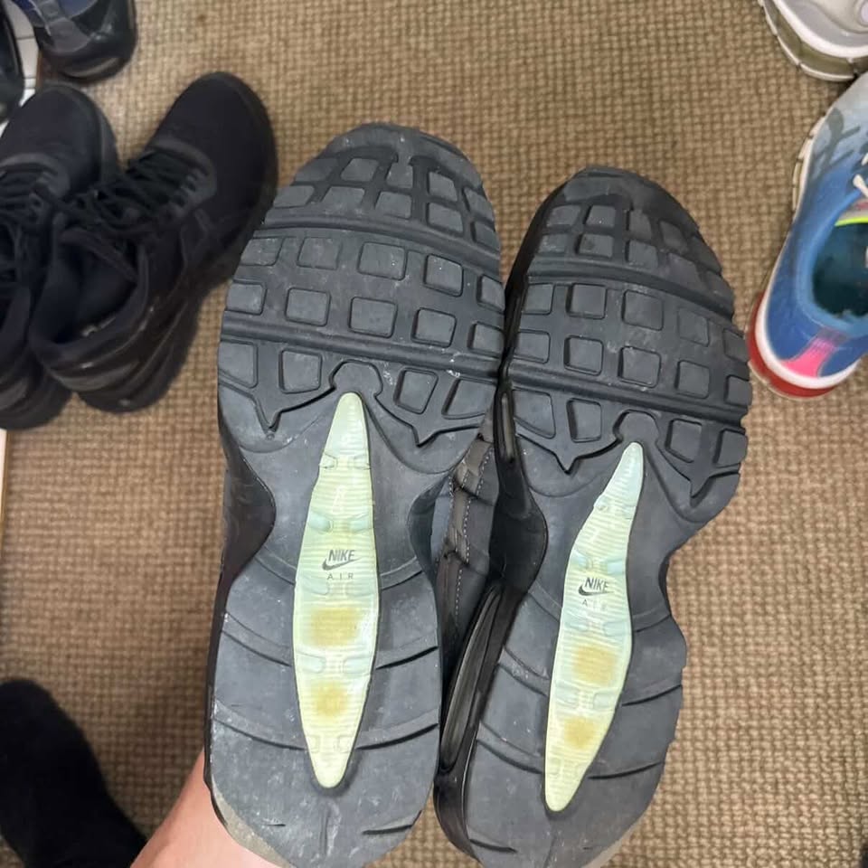NIKE AIRMAX 95 ALUMINUM (10.5)