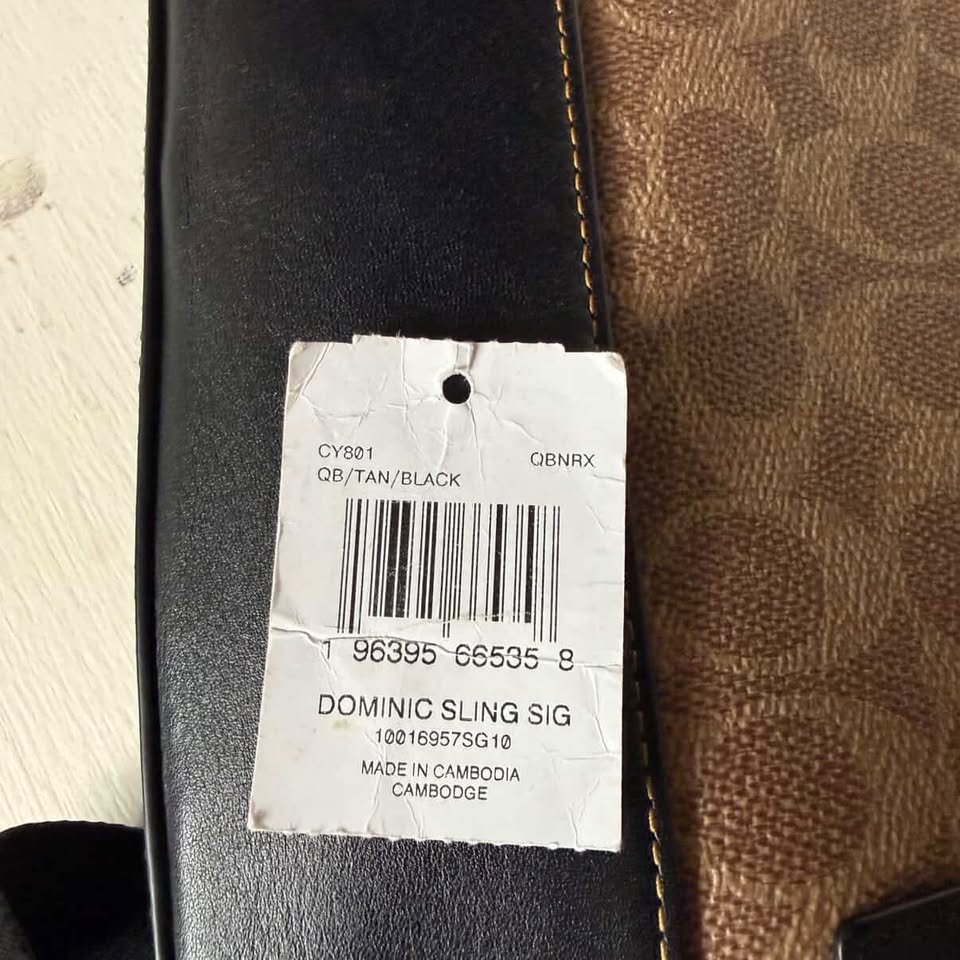 COACH DOMINIC SLING BAG