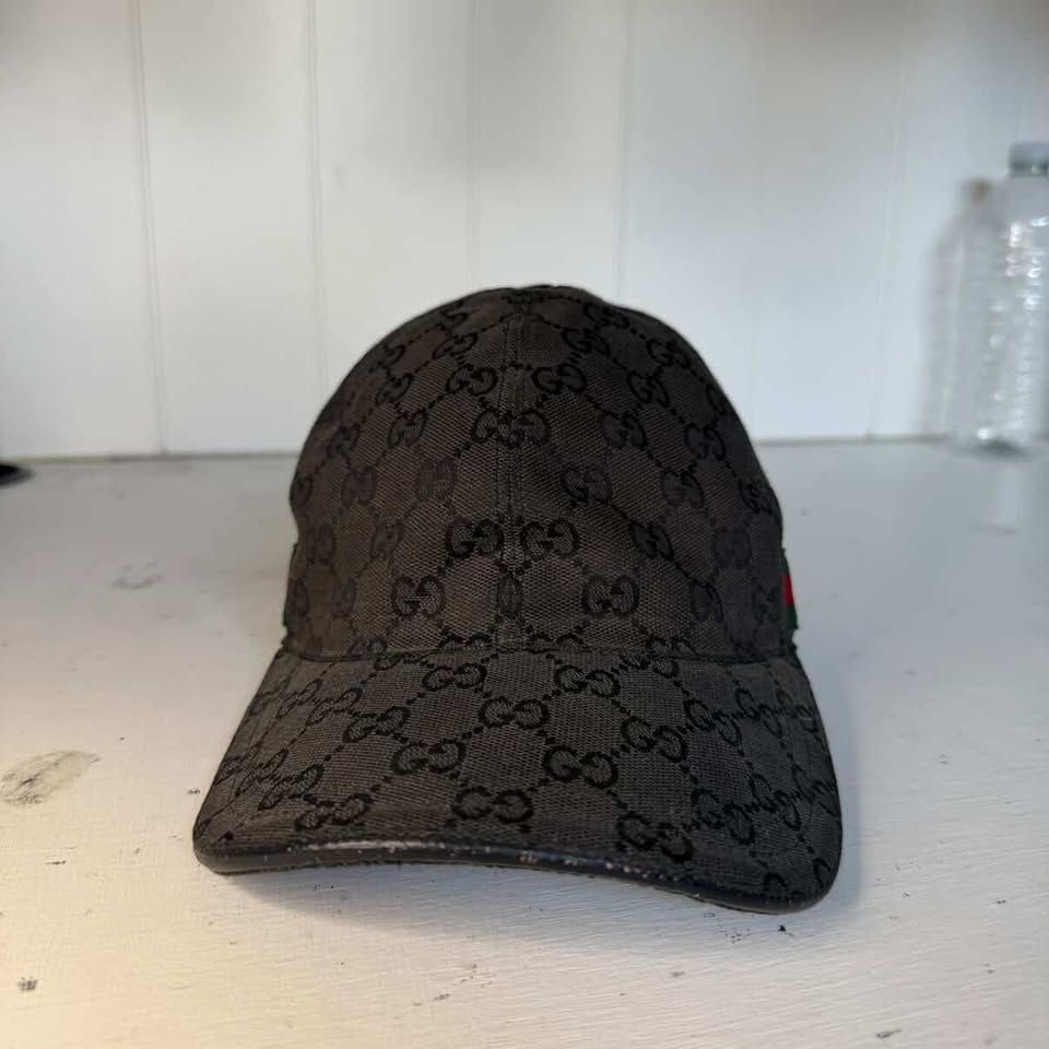GUCCI BLACK CAP