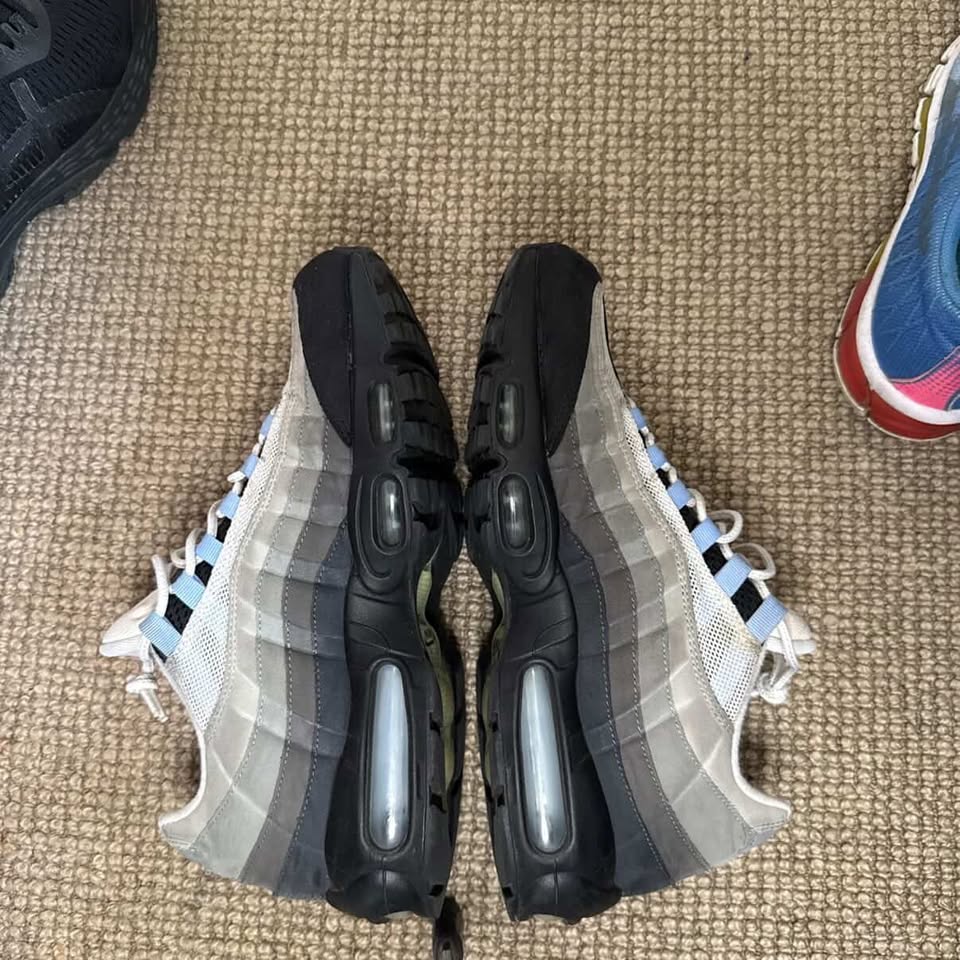 NIKE AIRMAX 95 ALUMINUM (10.5)