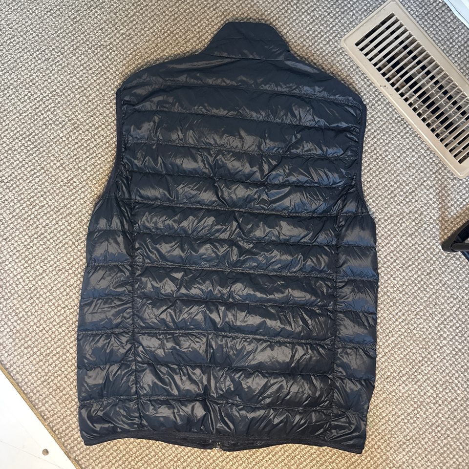 ARMANI VEST (M)