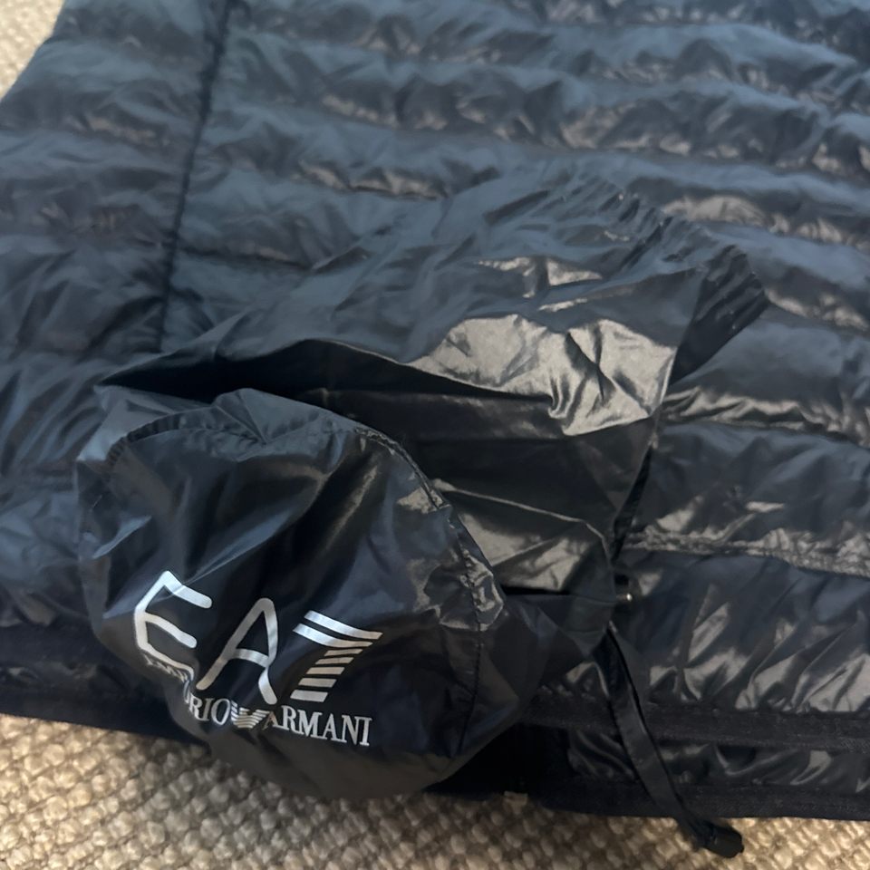 ARMANI VEST (M)