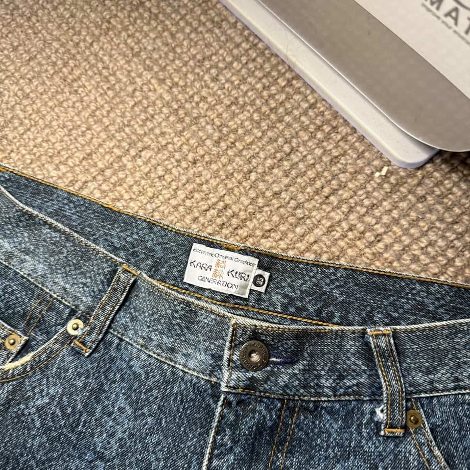 KARA KURI EMBROIDERED JEANS (35)