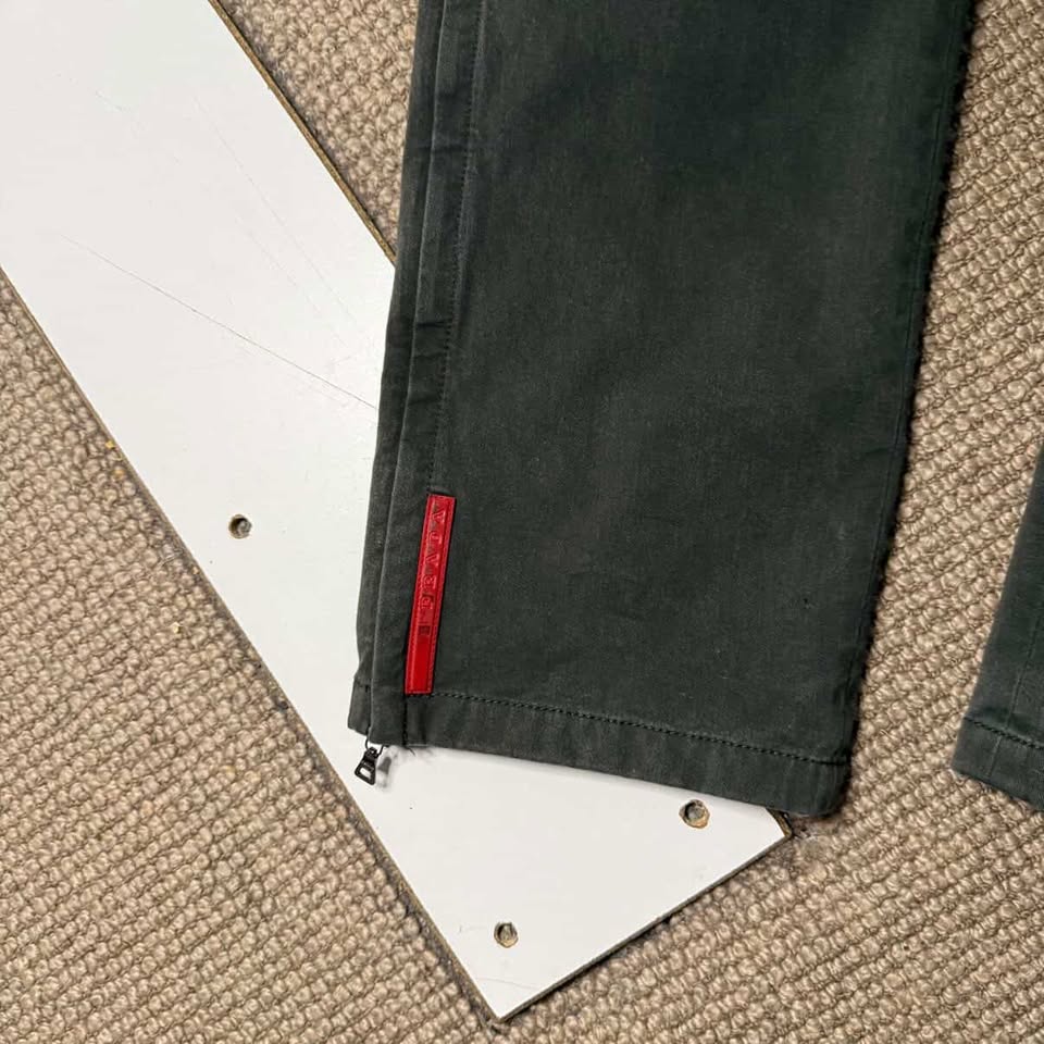 PRADA SPORT PANTS (32)