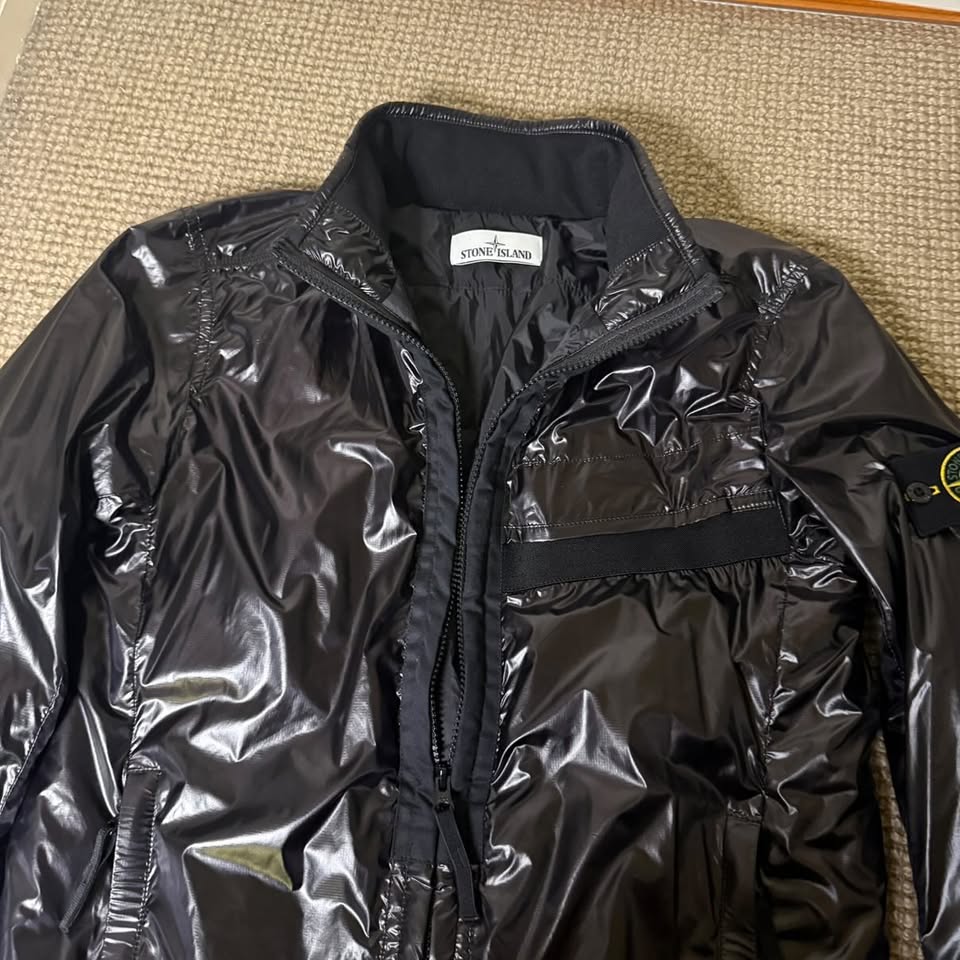 STONE ISLAND PERTEX JACKET (S)