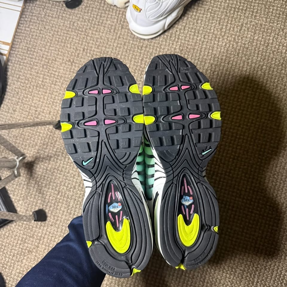 NIKE TAILWIND CHINA ROSE (9)