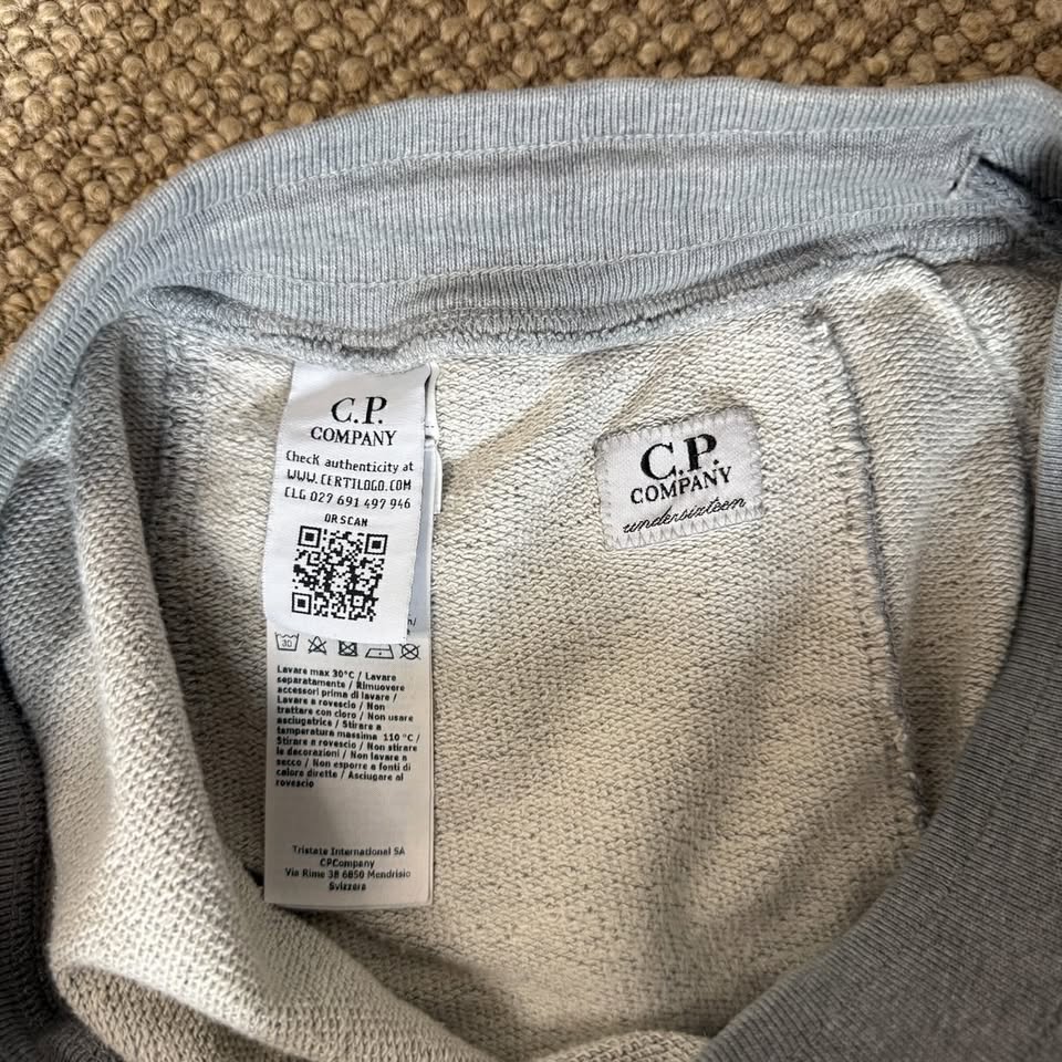 CP COMPANY TRACKSUIT  PANTS (XS)