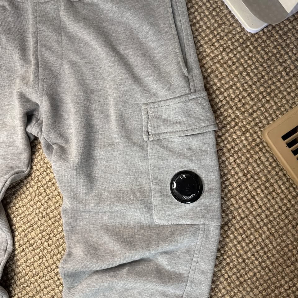 CP COMPANY TRACKSUIT  PANTS (XS)