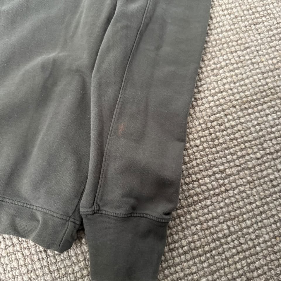 CP COMPANY HOODIE (S)