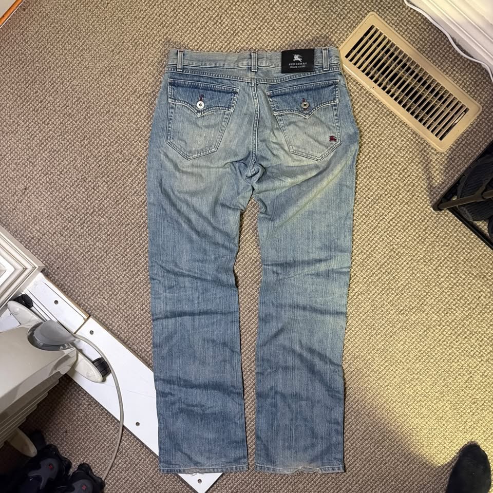 BURBERRY JEANS (31)