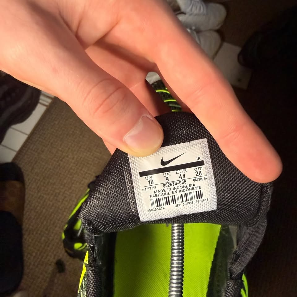 NIKE TN VOLT (10)
