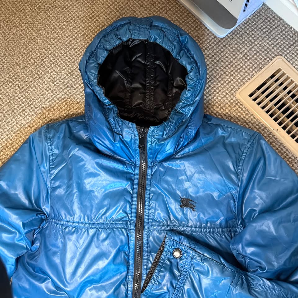 BURBERRY REVERSABLE PUFFER (M)