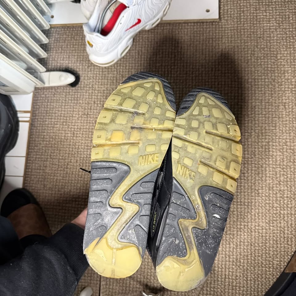 NIKE AIRMAX 90 HALLOWEEN (9.5)