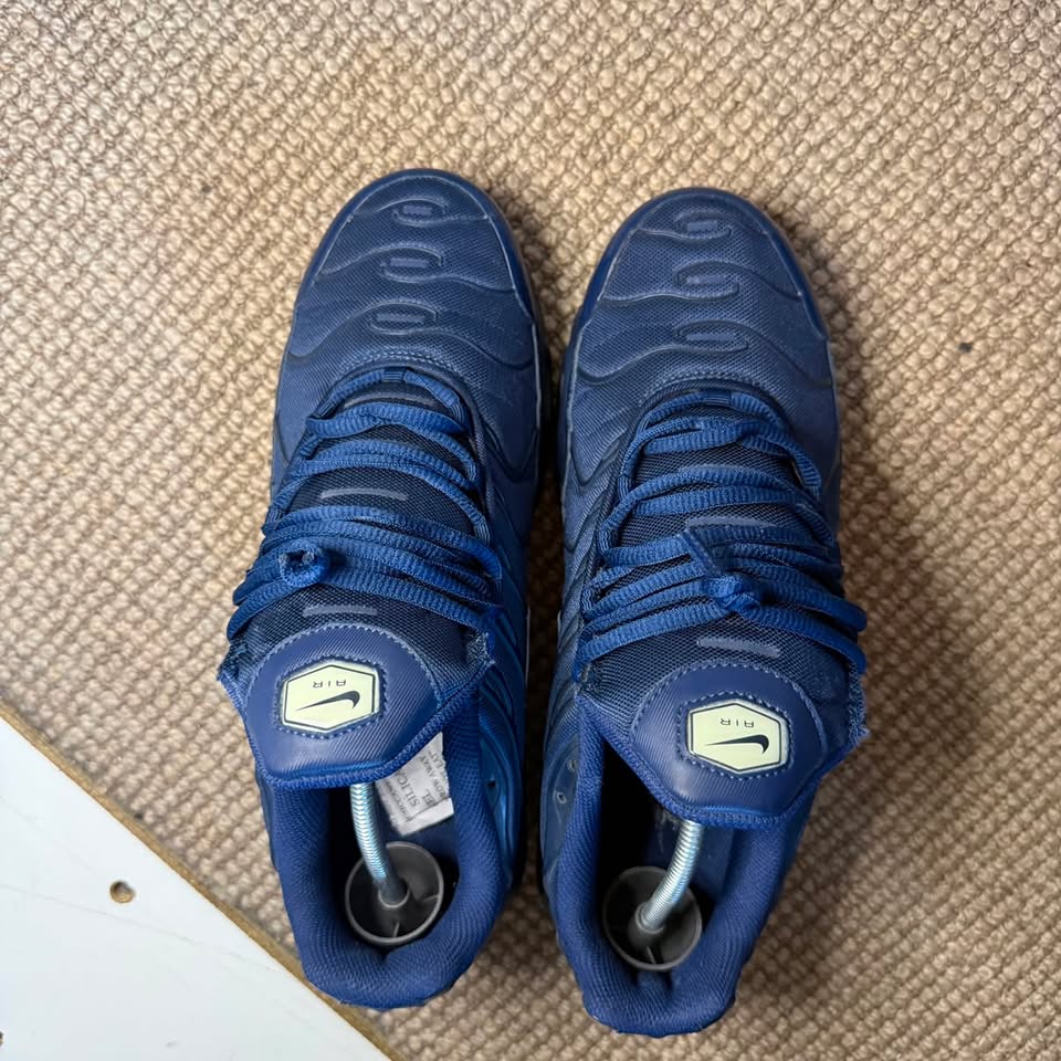 NIKE TN MIDNIGHT NAVY (9.5)