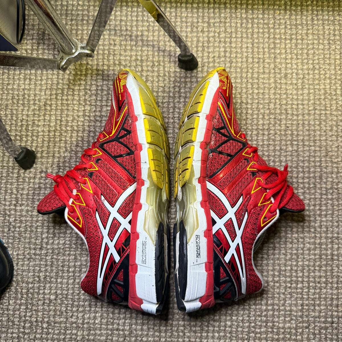 ASICS KAYANO 20 (8.5)