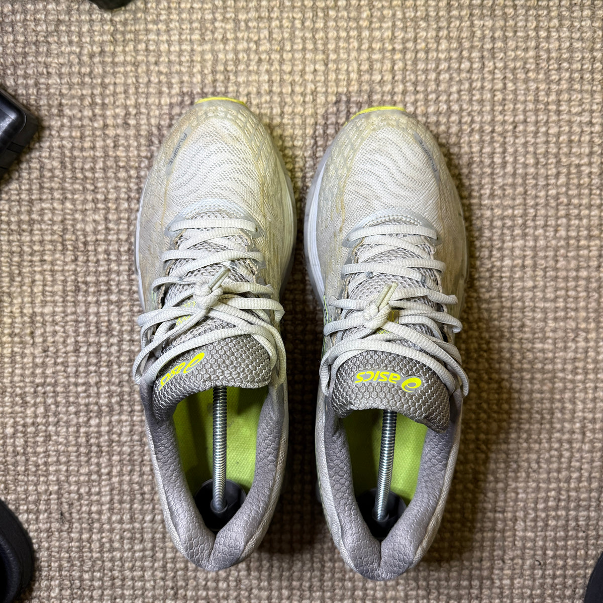ASICS NIMBUS 17 (9.5)