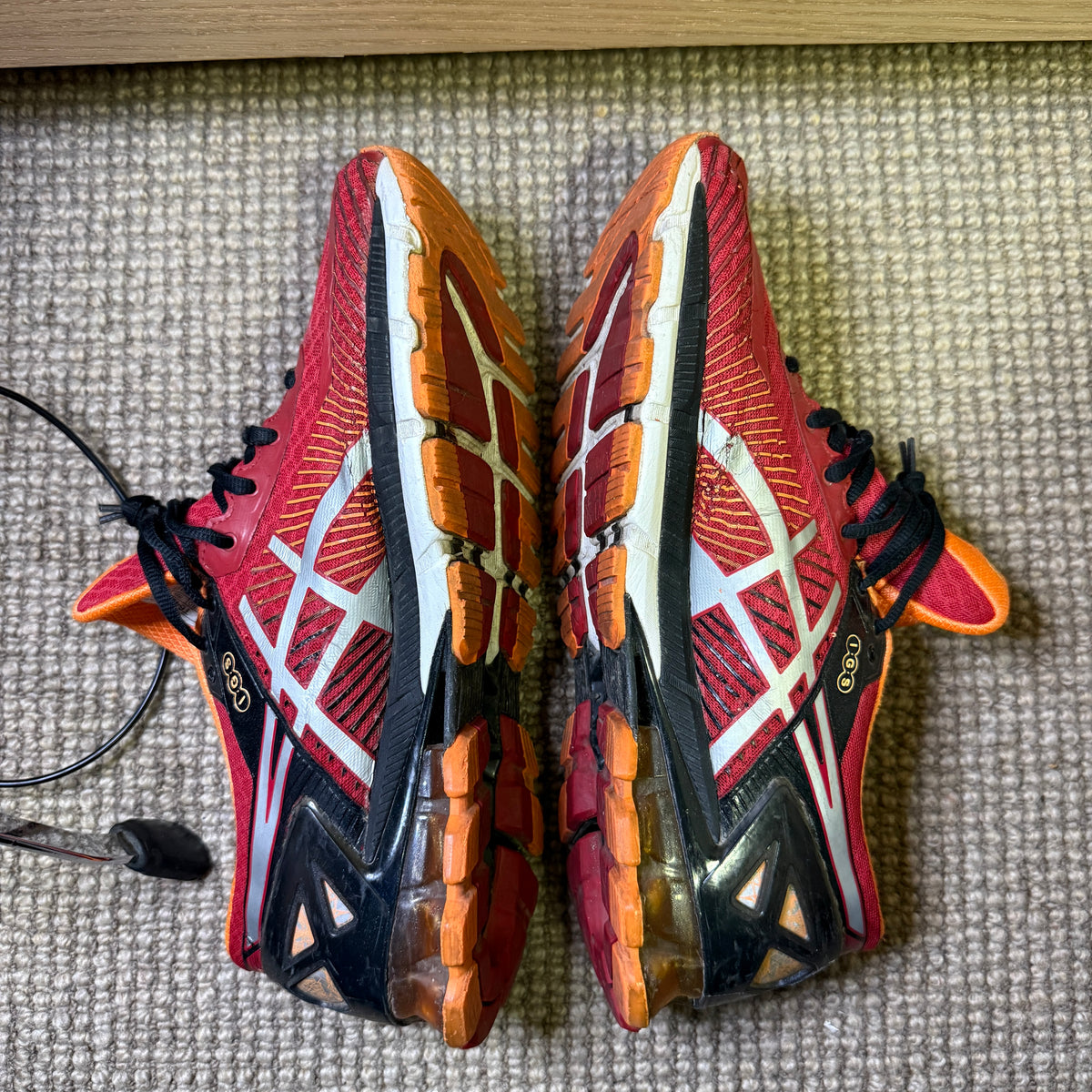 ASICS KINSEI 6 (9.5)