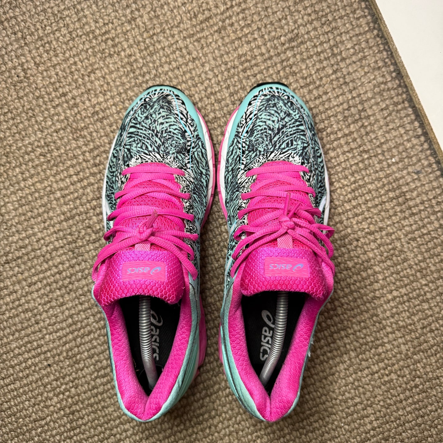 ASICS AQUA SPLASH LITE SHOW (10)